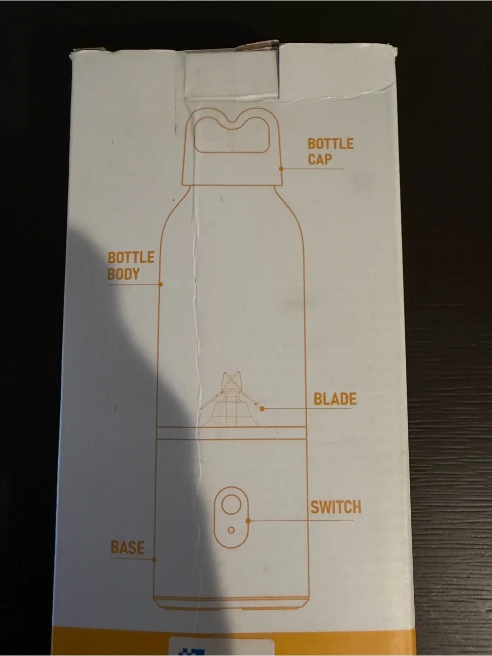 Portable Personal Blender - White and Gold Illustration